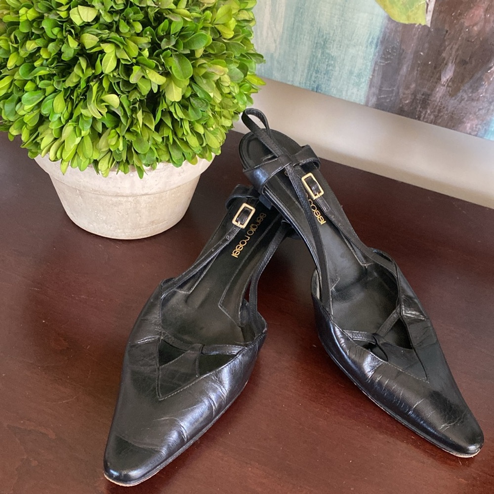 SERGIO ROSSI VINTAGE BLACK AUTHENTIC ITALIAN LEATHER SLINGBACK PUMPS SIZE 39.5